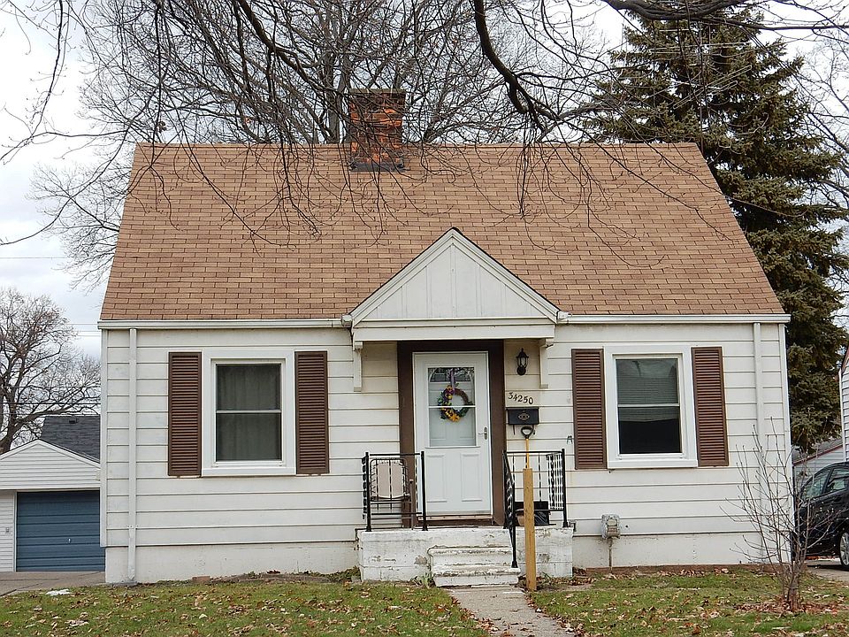 2nd image of 34250 Currier St