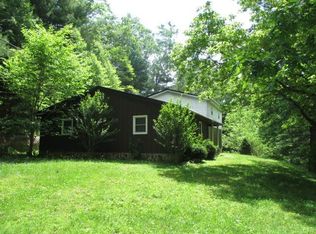 749 Jacks Branch Rd, Manchester, KY 40962