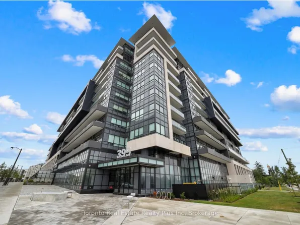 395 Dundas St W, Oakville, ON