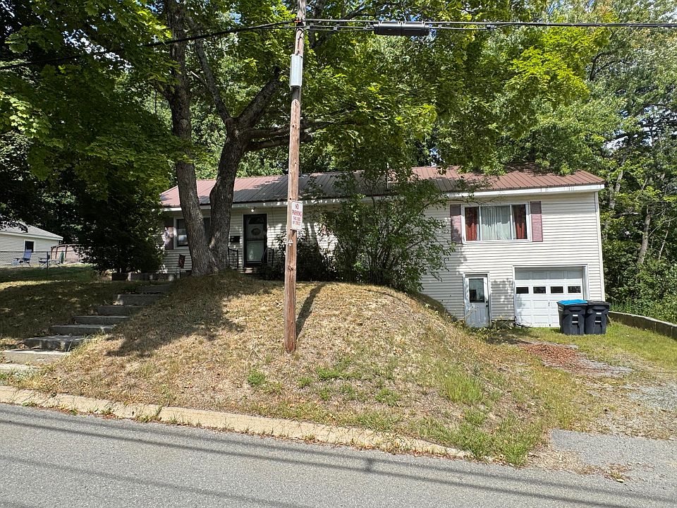 2nd image of 28 Island Avenue