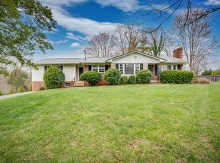 208 Liberty Church Rd, Kingsport, TN 37663