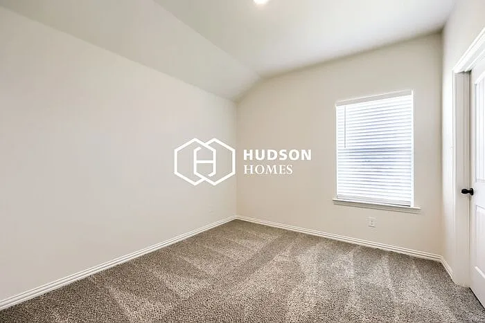 1605 Annabelle St — Photo 8