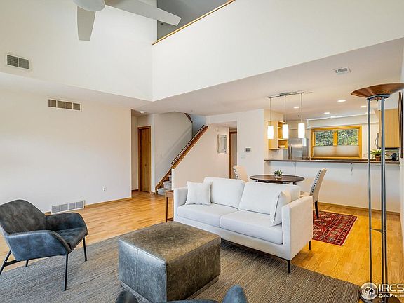 5th image of 2938 Kalmia Ave #6