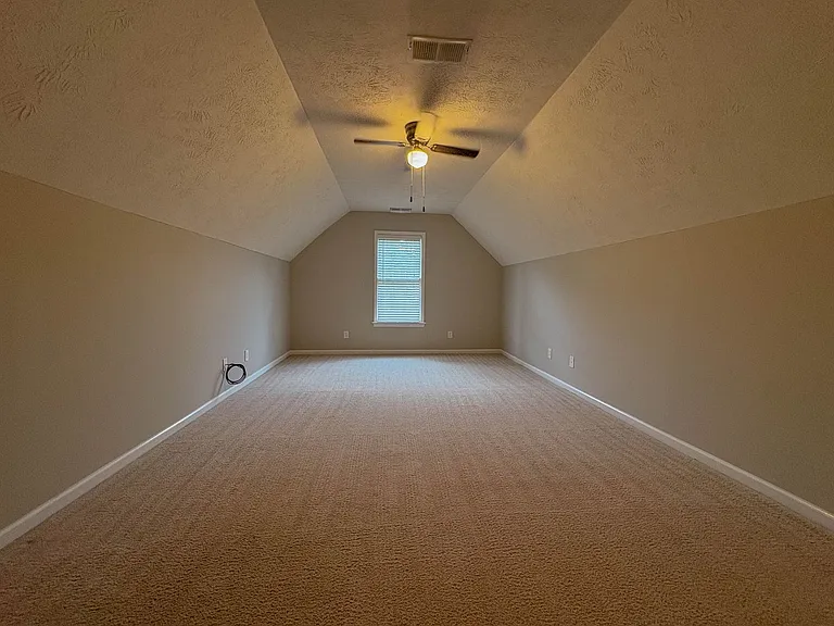 3426 Broomsgrove Dr — Photo 17