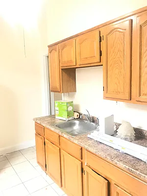 Rented by H L Dynasty Real Estate Corp | media 14