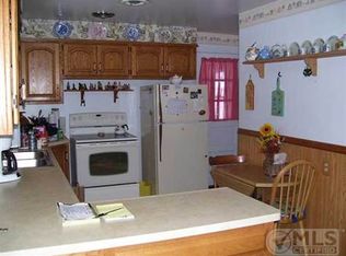 1233 Wilson St, Niagara, WI 54151