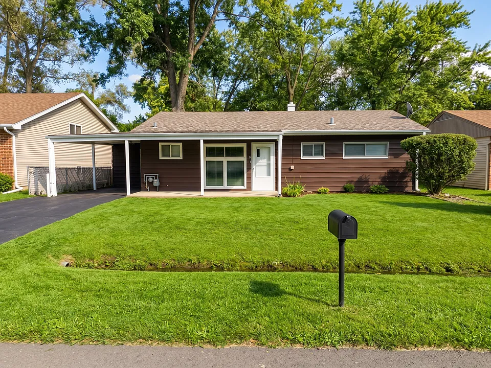 16225 Clifton Park Ave