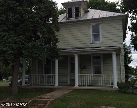 2nd image of 300 S Mont Valla Ave
