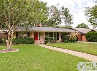 9842 Chiswell Rd, Dallas, TX 75238
