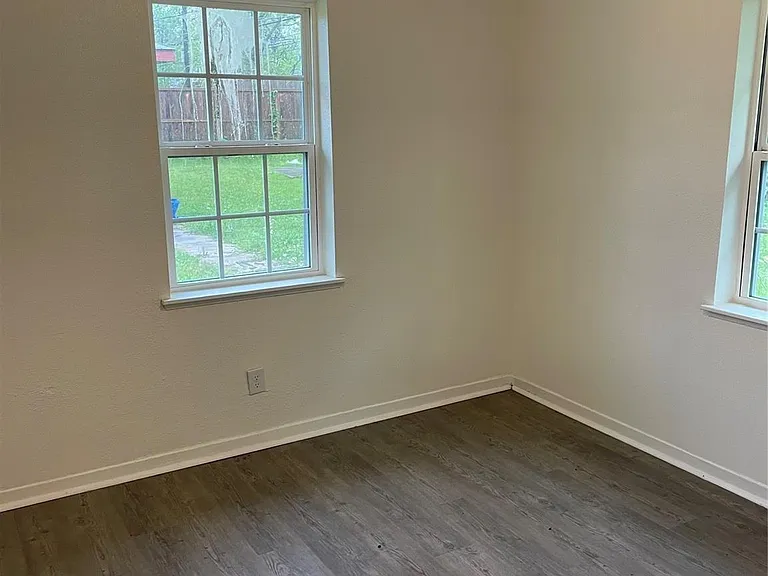 9322 Nyssa St — Photo 12