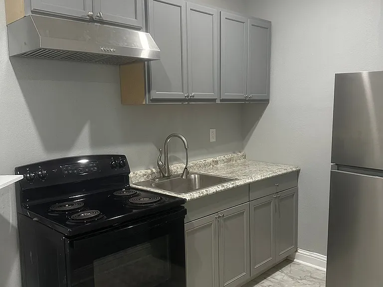 1844 Pauline St #1844 PAULINE STREET — Photo 2