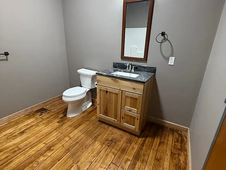 70 Webster St #304 — Photo 5