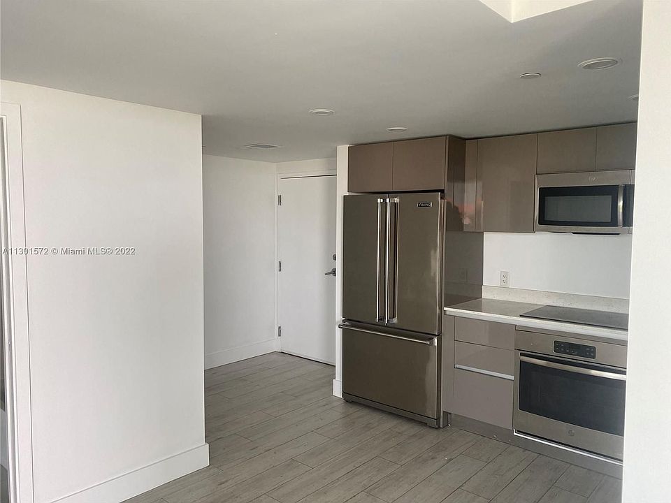 1st image of 13800 Highland Dr #606