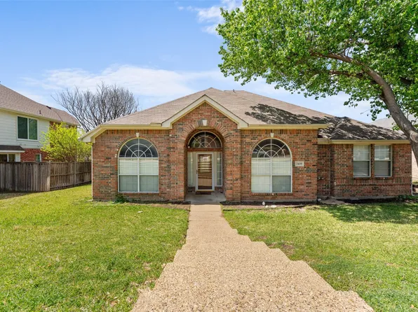 2409 Queens Ct, Carrollton, TX 75006