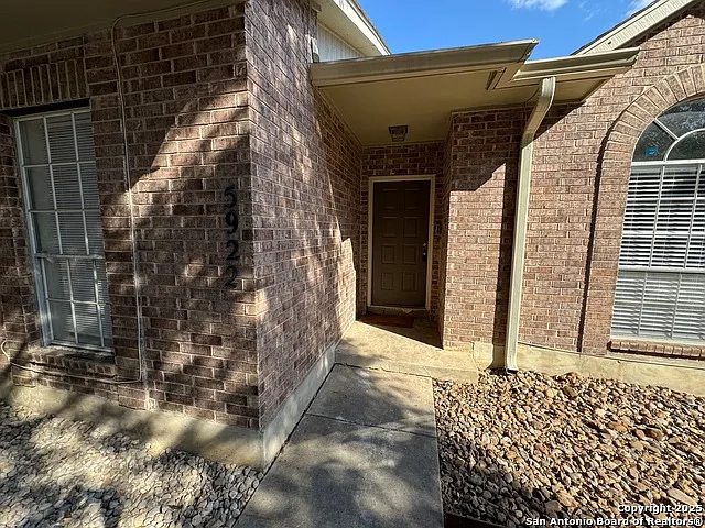 5922 Spring Buck — Photo 3
