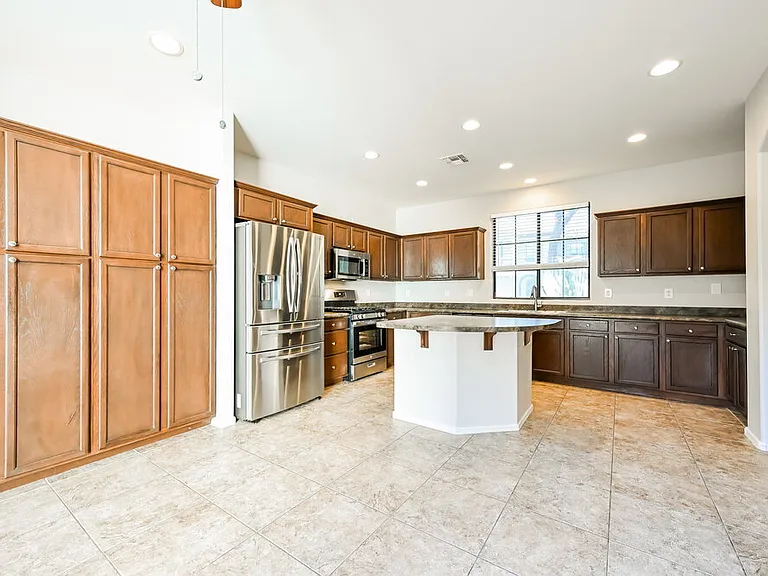 2362 W Sleepy Ranch Rd — Photo 7