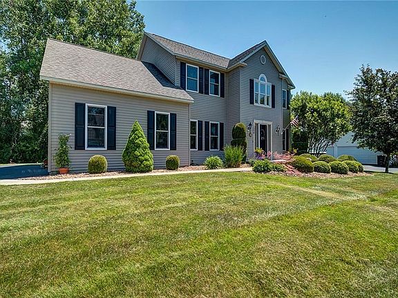 2nd image of 3258 Greenleafe Dr