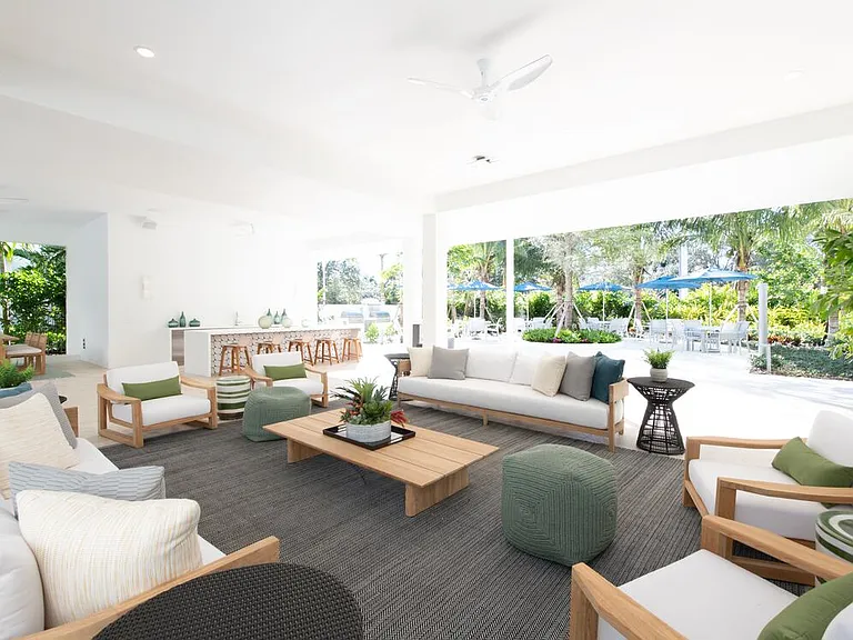 Outdoor lounge with kitchenette