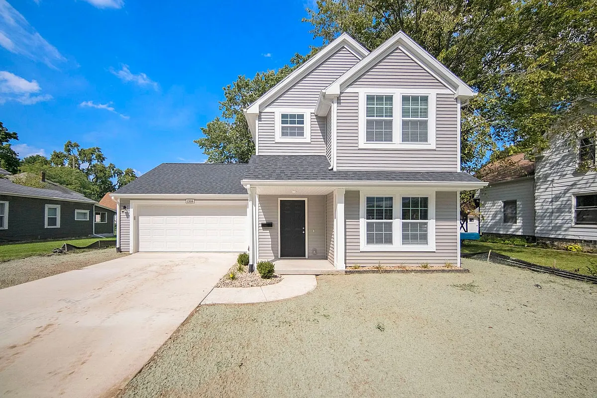 Building Photo - 217 Wildflower Dr