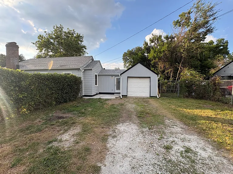 3501 N Rural St — Photo 3
