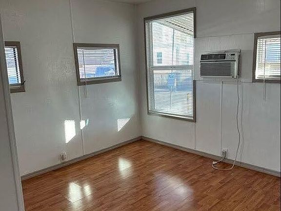 5th image of 38 W Prince Rd Unit 37