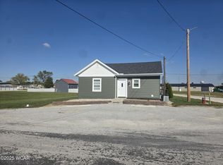 102 Wapak St, Wapakoneta, OH 45895