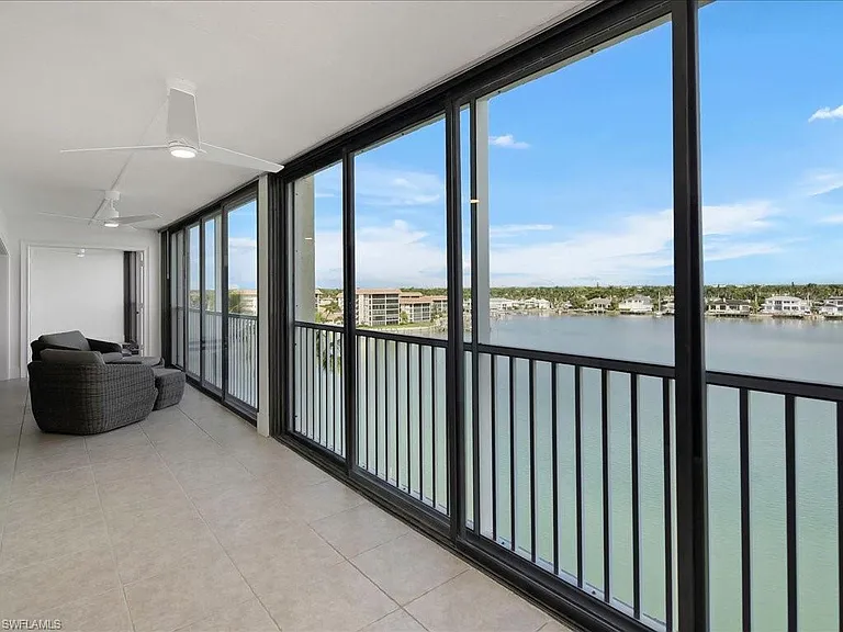 2750 Gulf Shore Blvd N #602 — Photo 35