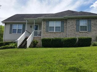 1126 Hillside Dr, Springfield, TN 37172