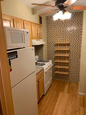 Rented by Smart NY Realty LLC | media 2