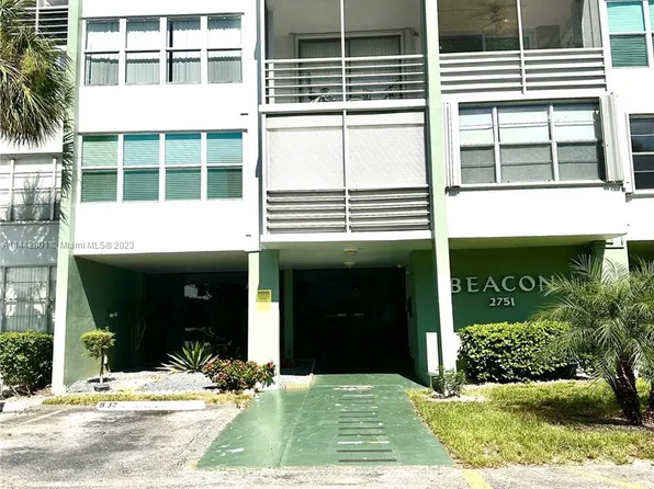 2751 Taft St APT 105, Hollywood, FL 33020