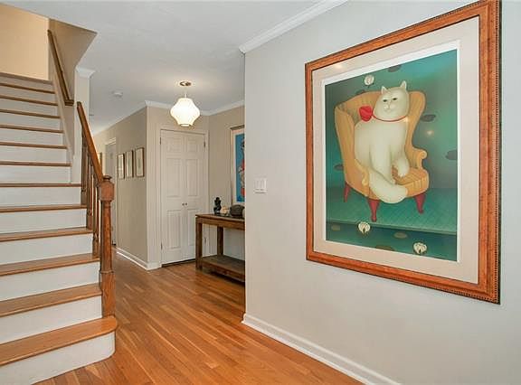 2nd image of 65 Abingdon Ln