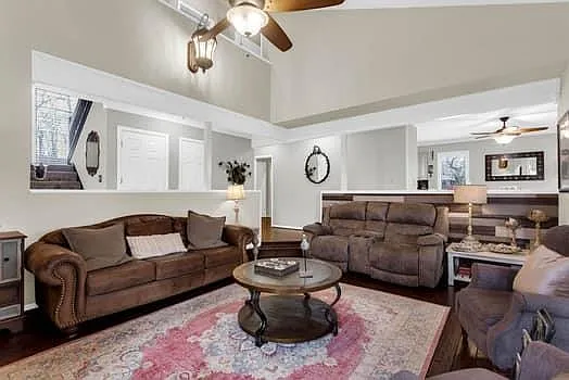 1833 Tree Top Ct — Photo 5