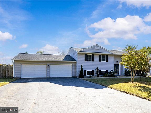 3rd image of 4103 Belle Of Georgia Ave
