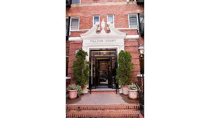 Sold by Fenwick Keats Real Estate | media 7