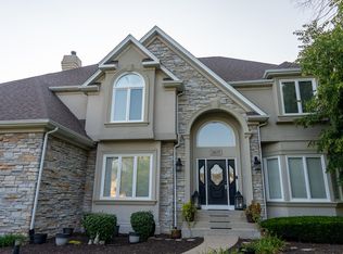 1615 Vincent Ct, Naperville, IL 60564