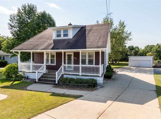 421 Highridge Ave, Denmark, WI 54208