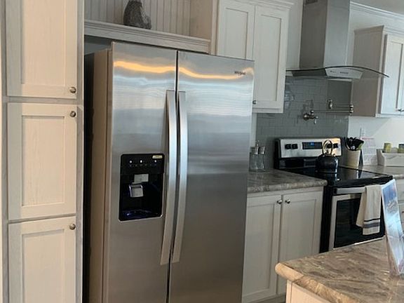 2nd image of 145 Driftwood Ln
