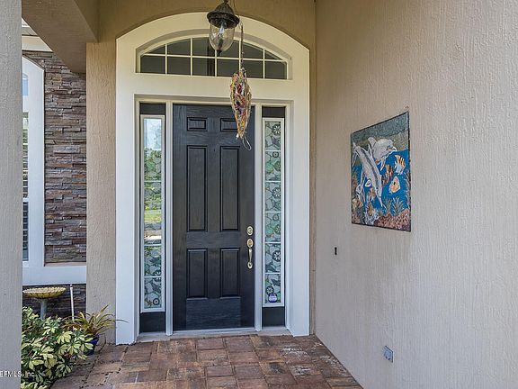 4th image of 800 Heron Point Dr