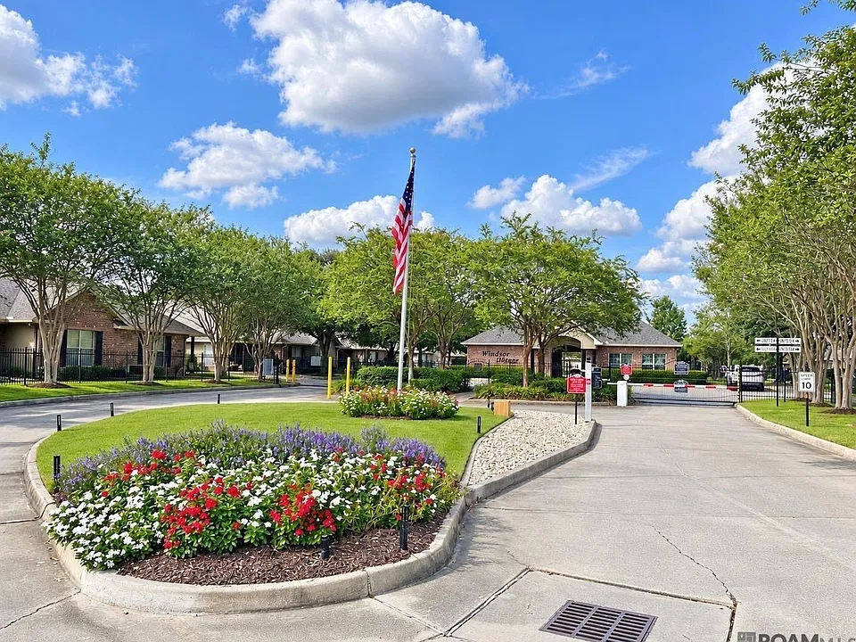 4848 Windsor Village Dr #63