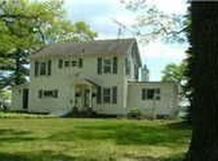 1260 E 88th St, Newaygo, MI 49337