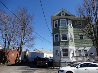 18-20 Daniel Ave, Providence, RI 02909