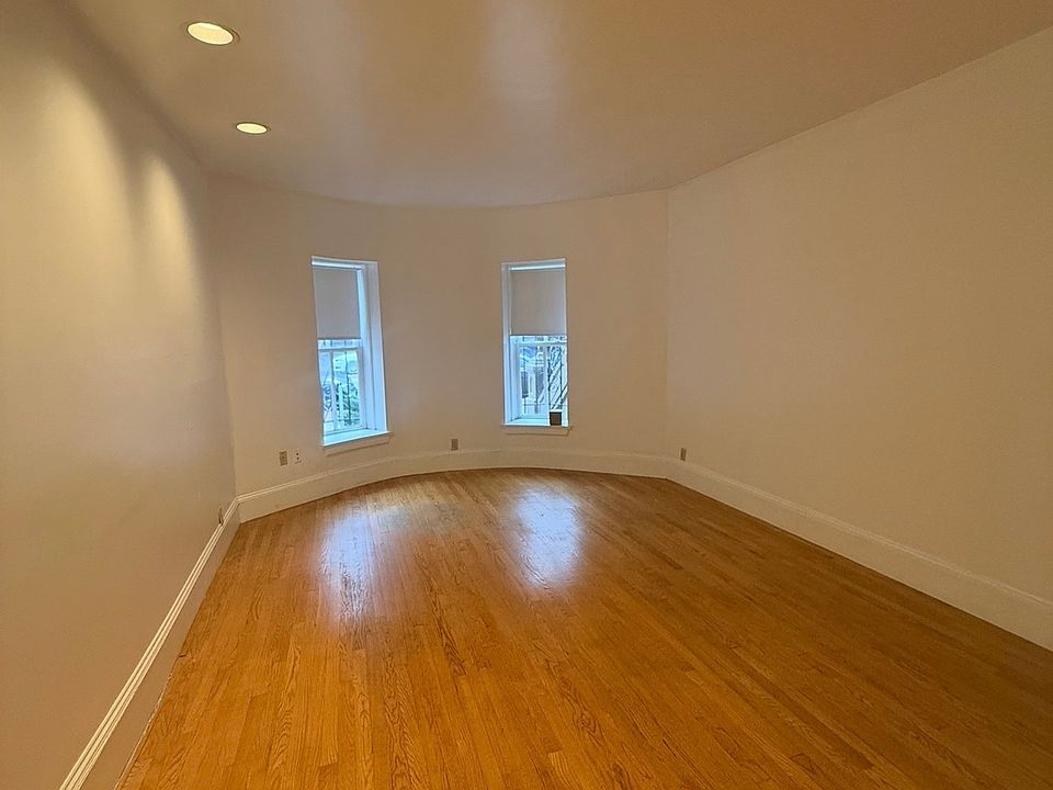 1st image of 523 Columbus Ave #12