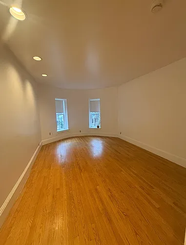 523 Columbus Ave Photo 1