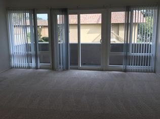 709 S Nardo Ave APT B8, Solana Beach, CA 92075