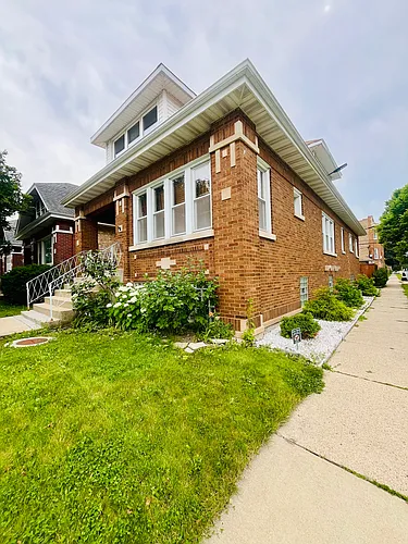 1902 East Ave Photo 1