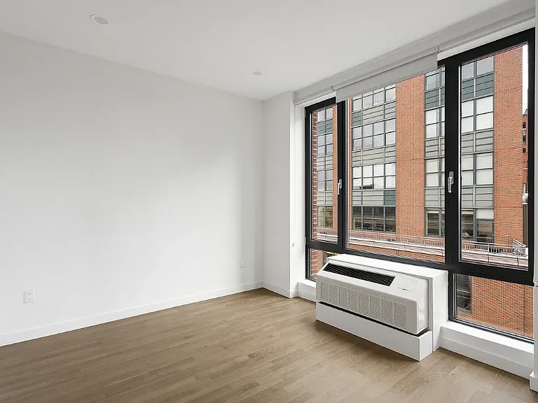 41-32 27th St #10B — Photo 6