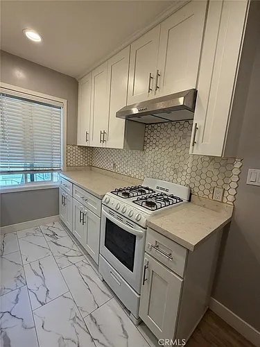 1739 E Appleton St #10 Photo 1