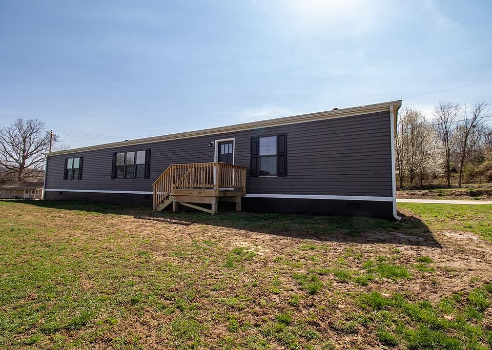 1st image of 613 Rakestown Rd