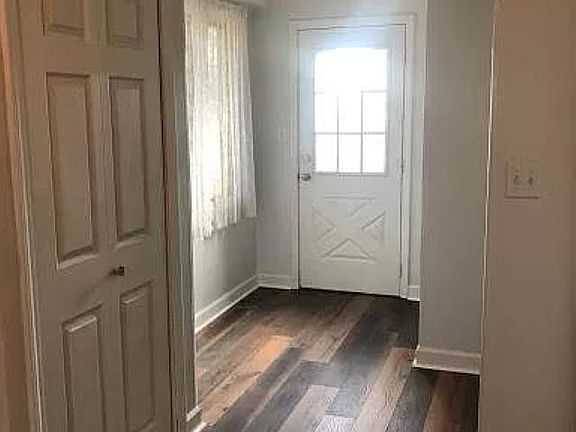 3rd image of 1523 Orkney Dr