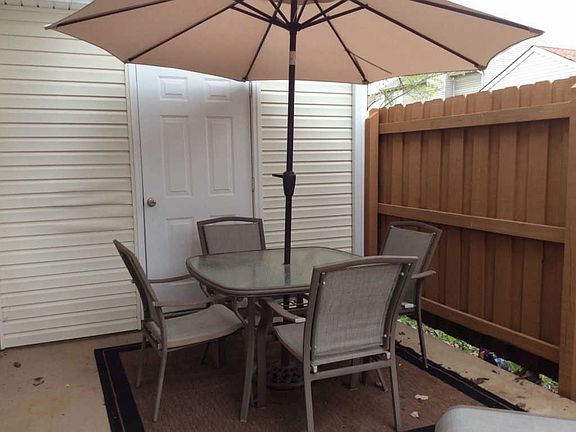 4th image of 424 Arapaho Dr